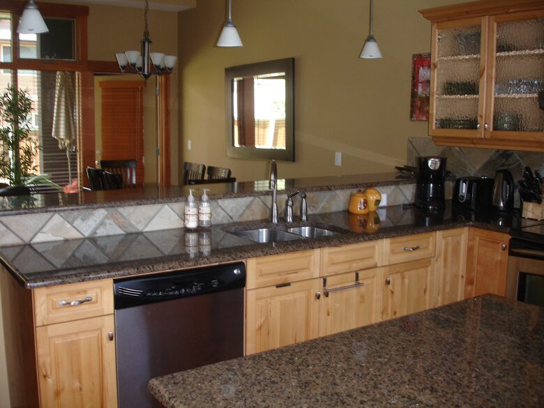 CopperSide in Lakeview Meadows - Invermere, Canada