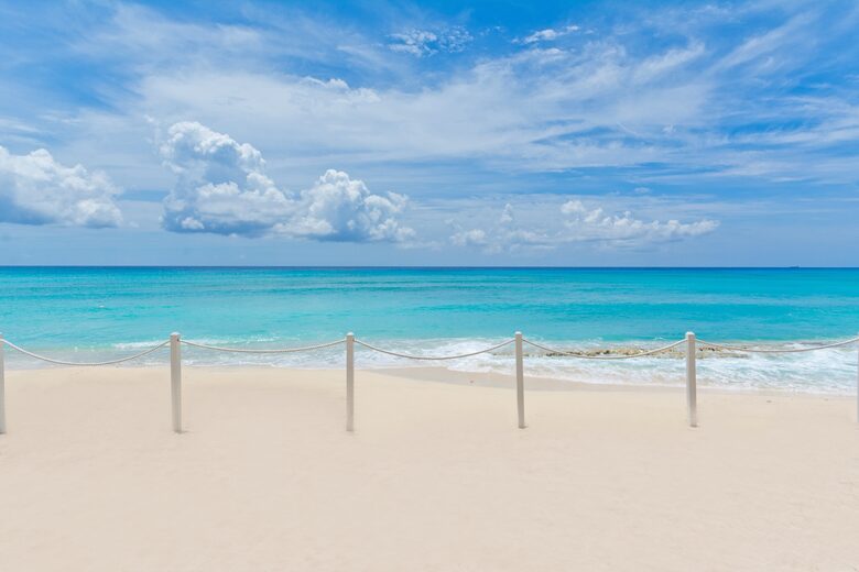 Incredible Views Of Seven Mile Beach, Grand Cayman - Seven Mile Beach, Cayman Islands