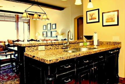 Silver Strike Lodge - Ski In/Ski Out 3 Bedroom Residence - Deer Valley, Utah