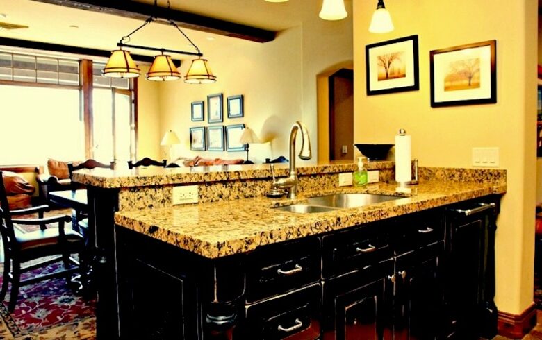 Silver Strike Lodge - Ski In/Ski Out 3 Bedroom Residence - Deer Valley, Utah