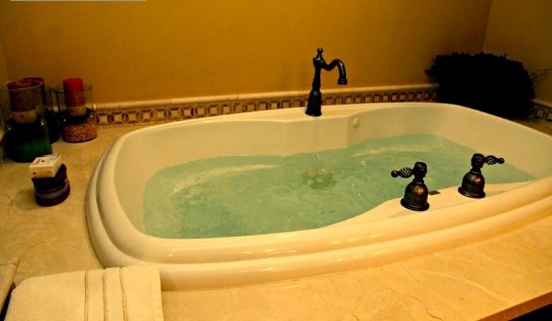 Silver Strike Lodge - Ski In/Ski Out 3 Bedroom Residence - Deer Valley, Utah