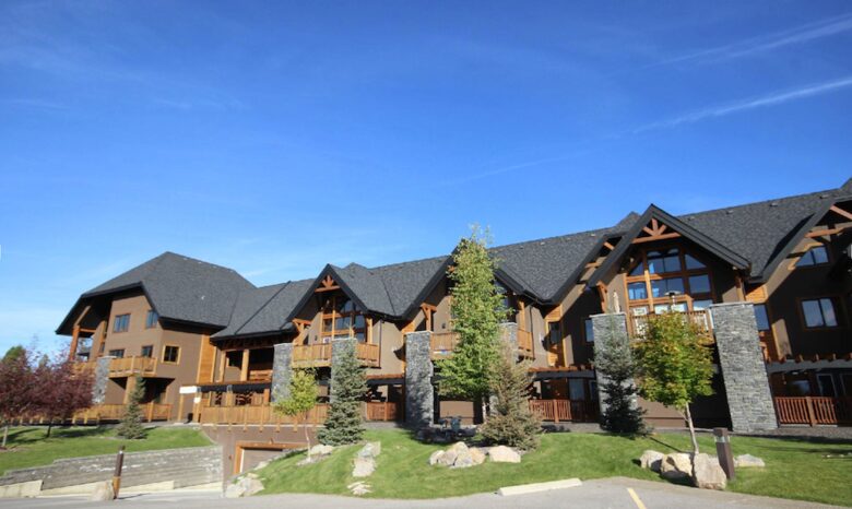 CopperSide in Lakeview Meadows - Invermere, Canada