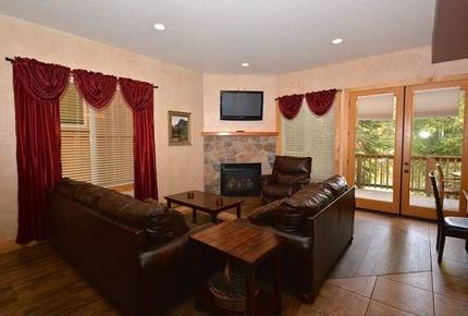 Chateau Lauren - Shaver Lake, California