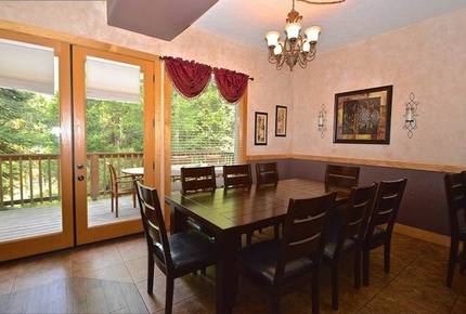 Chateau Lauren - Shaver Lake, California