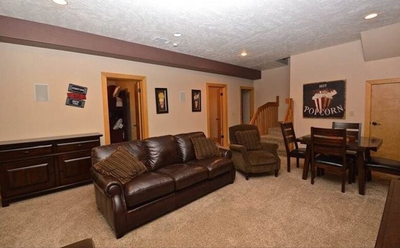 Chateau Lauren - Shaver Lake, California