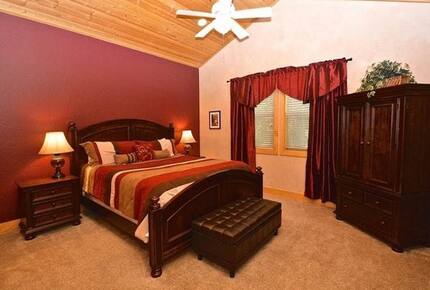 Chateau Lauren - Shaver Lake, California