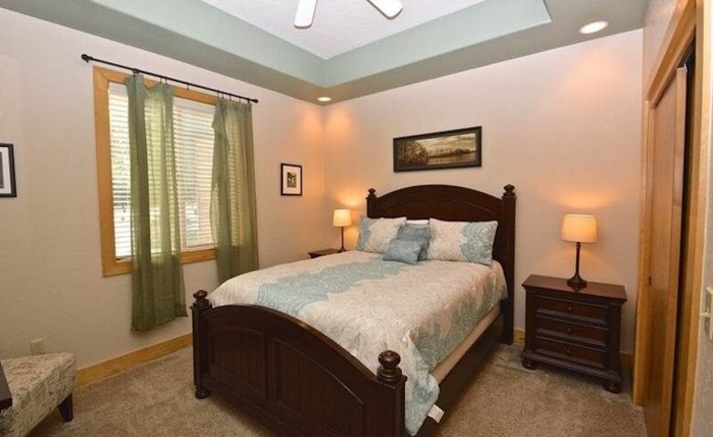 Chateau Lauren - Shaver Lake, California