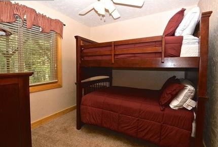 Chateau Lauren - Shaver Lake, California