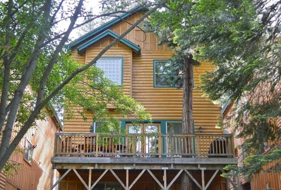 Chateau Lauren - Shaver Lake, California