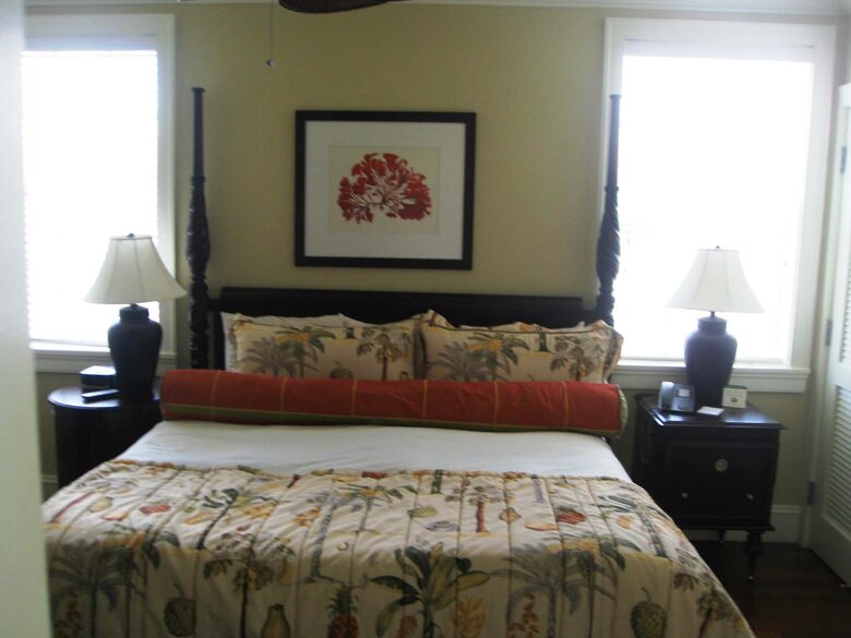 Valentines Residences, Resort & Marina - Harbour Island, Bahamas