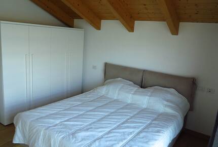 Modern Retreat at Lake Como, Italy - Bellano, Italy