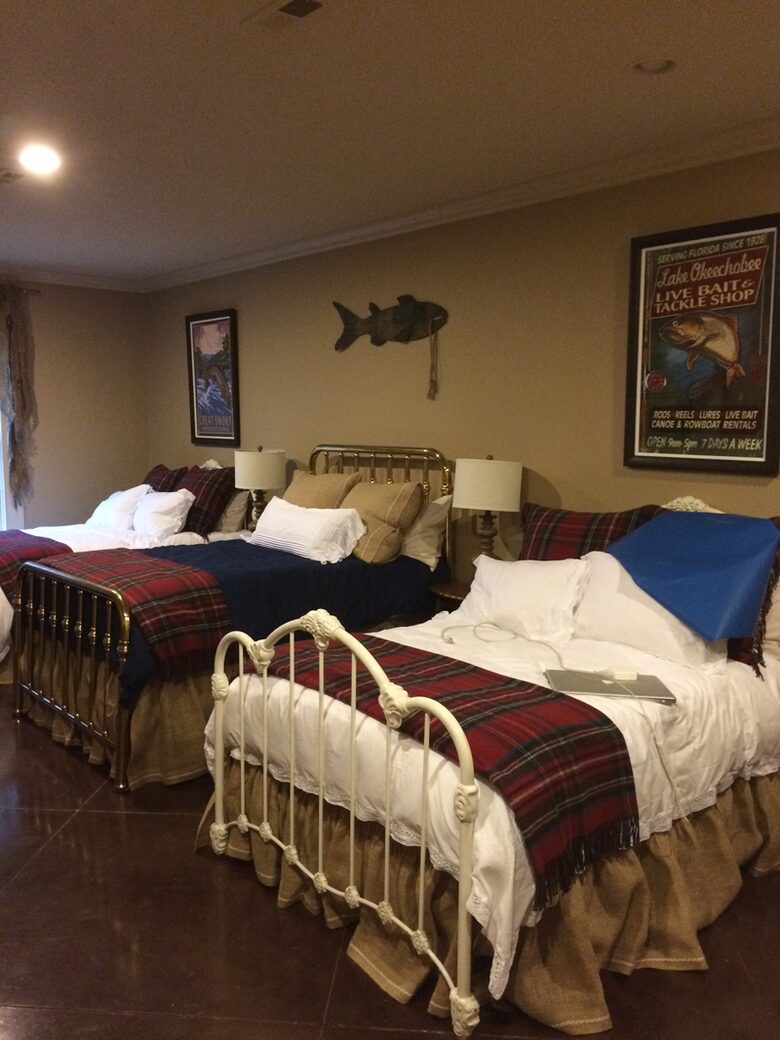 Rustic Retreat on Lake Keowee - Salem, South Carolina