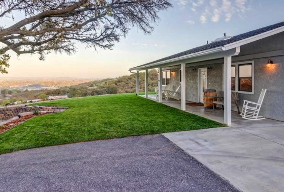 Illumination Ridge: visit Paso Robles in Style! - Paso Robles, California