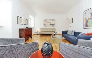 The Spanish Steps Apartment on Via della Mercede - Rome, Italy