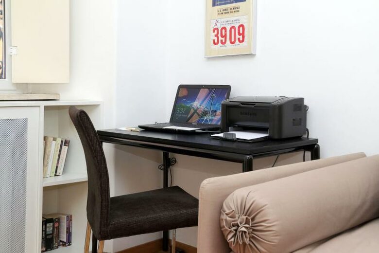 The Spanish Steps Apartment on Via della Mercede - Rome, Italy