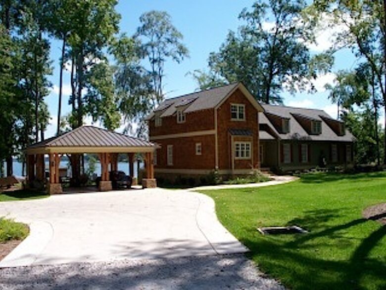 Hurt's Hideaway - Lake Sinclair, Georgia