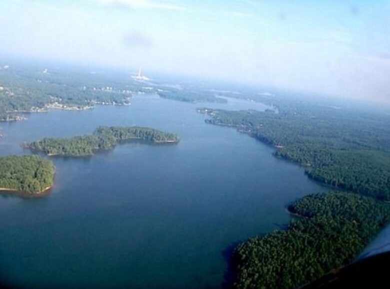 Hurt's Hideaway - Lake Sinclair, Georgia
