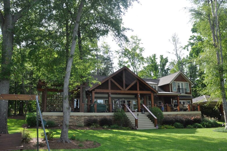 Hurt's Hideaway - Lake Sinclair, Georgia