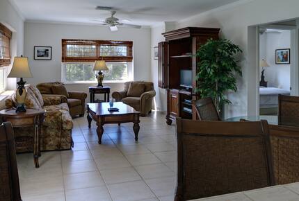 Governor's Harbour Apartment - Governors Harbour, Bahamas