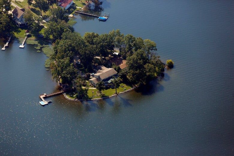 Lakefront Home on Lake Murray - Gilbert, South Carolina