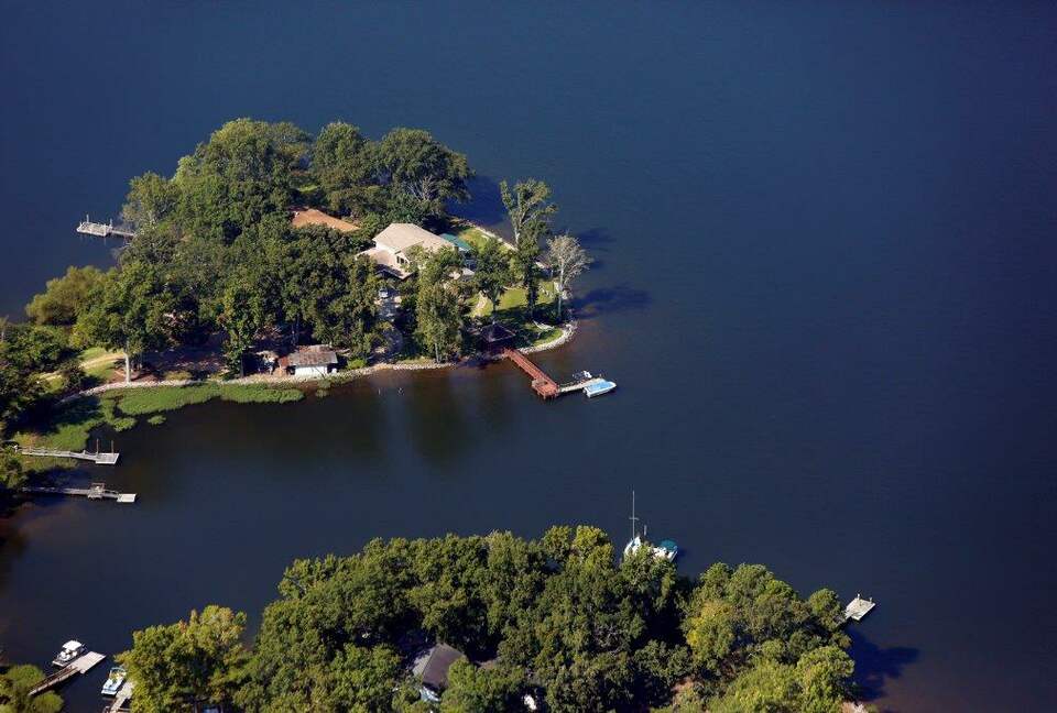 Lakefront Home on Lake Murray - Gilbert, South Carolina