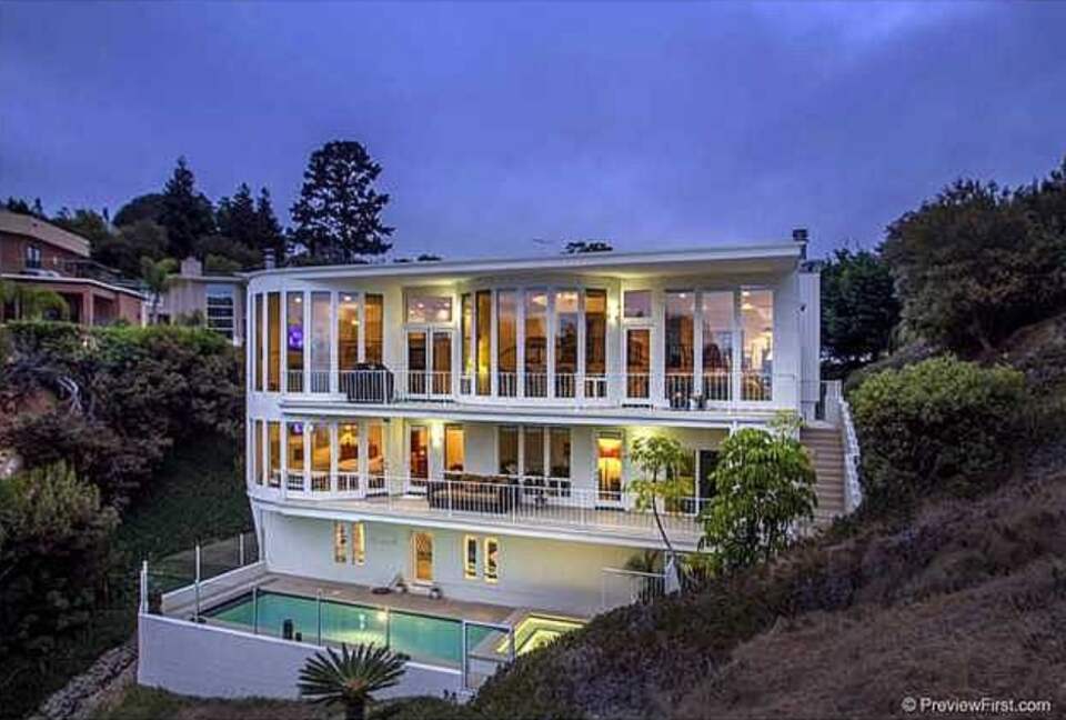 La Jolla Masterpiece - La Jolla, California