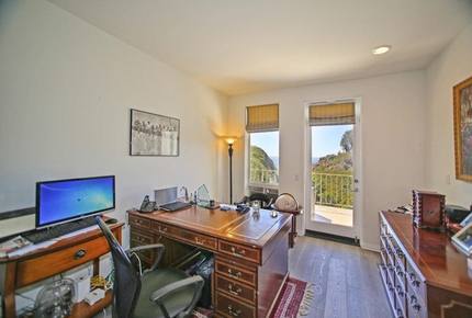 La Jolla Masterpiece - La Jolla, California