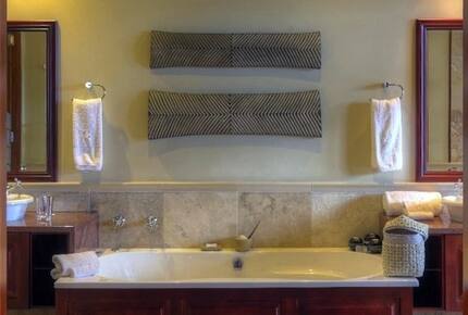 A Suite at The Oceana Beach & Wildlife Reserve - Riet River, South Africa