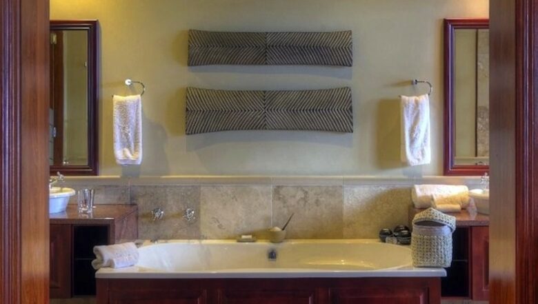 A Suite at The Oceana Beach & Wildlife Reserve - Riet River, South Africa