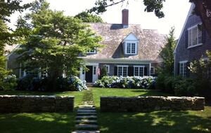 Cotuit Village Home in Cape Cod - Cotuit, Massachusetts