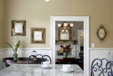 Washington Square Home - Savannah, Georgia