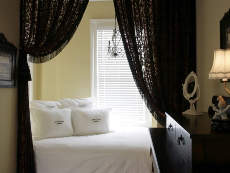 Washington Square Home - Savannah, Georgia