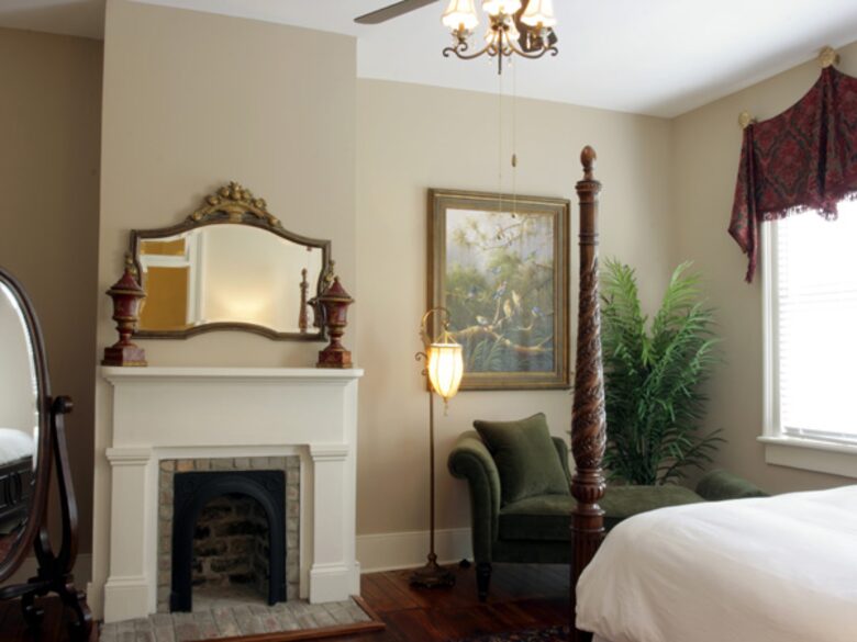 Washington Square Home - Savannah, Georgia