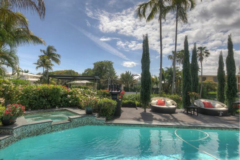 Waterfront Villa with Dock Near South Beach - Miami, Florida