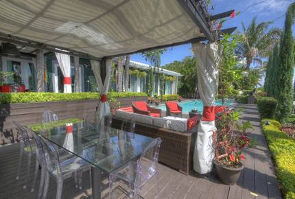 Waterfront Villa with Dock Near South Beach - Miami, Florida