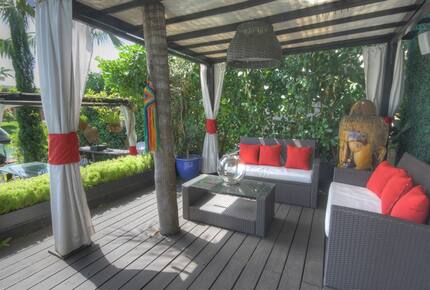 Waterfront Villa with Dock Near South Beach - Miami, Florida