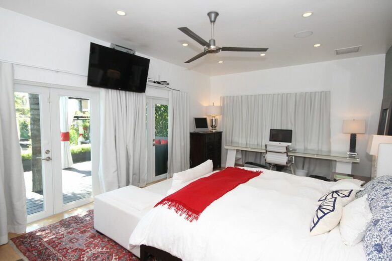 Waterfront Villa with Dock Near South Beach - Miami, Florida