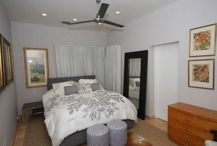 Waterfront Villa with Dock Near South Beach - Miami, Florida