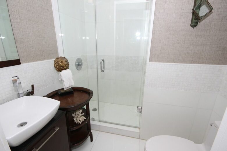 Waterfront Villa with Dock Near South Beach - Miami, Florida