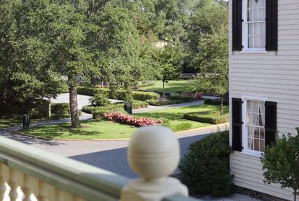 Washington Square Home - Savannah, Georgia