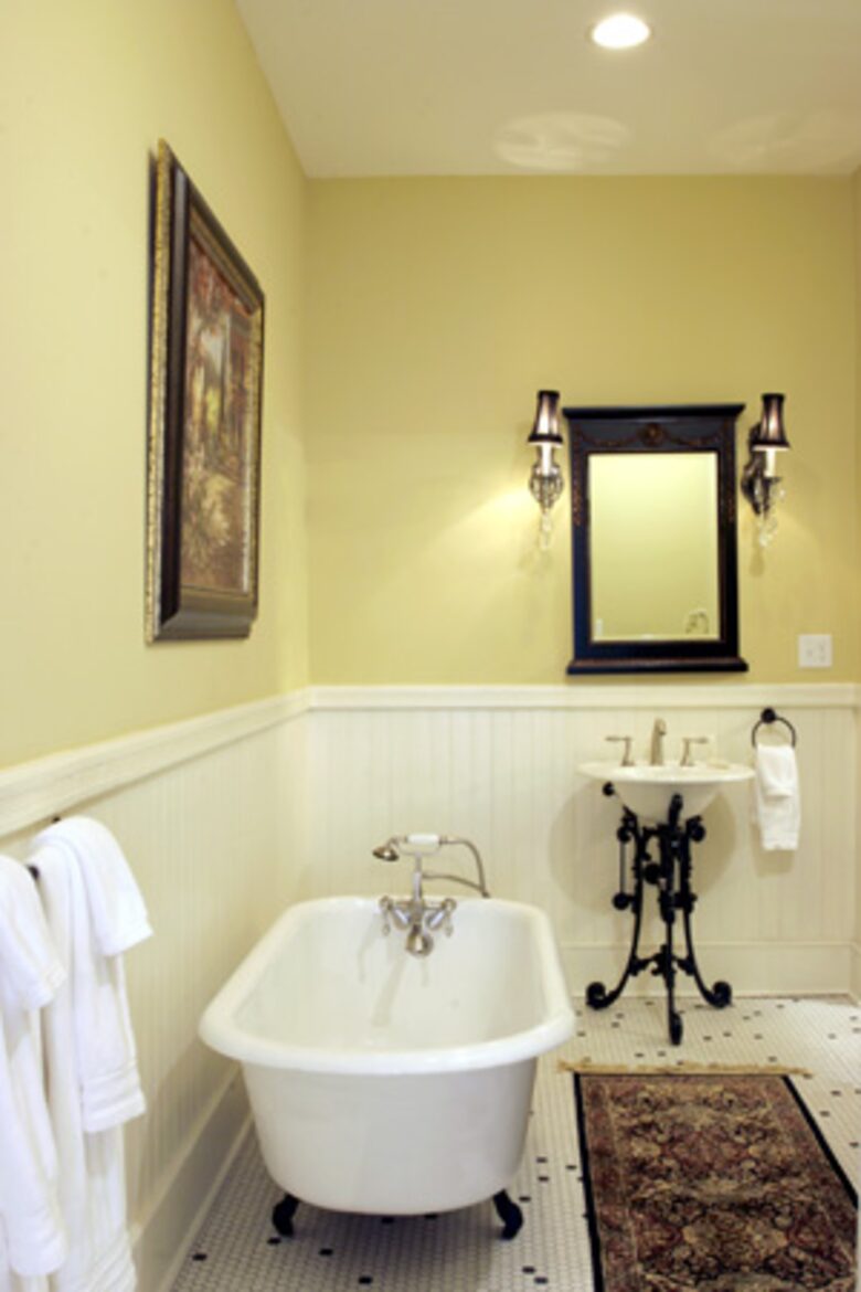 Washington Square Home - Savannah, Georgia