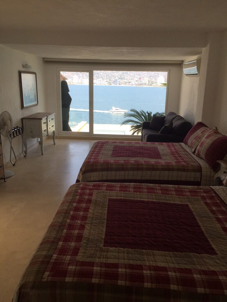 Villa Ammen, Beach Club Villa - Acapulco, Mexico