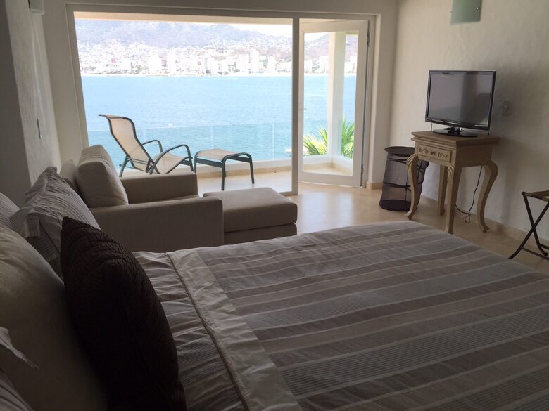 Villa Ammen, Beach Club Villa - Acapulco, Mexico