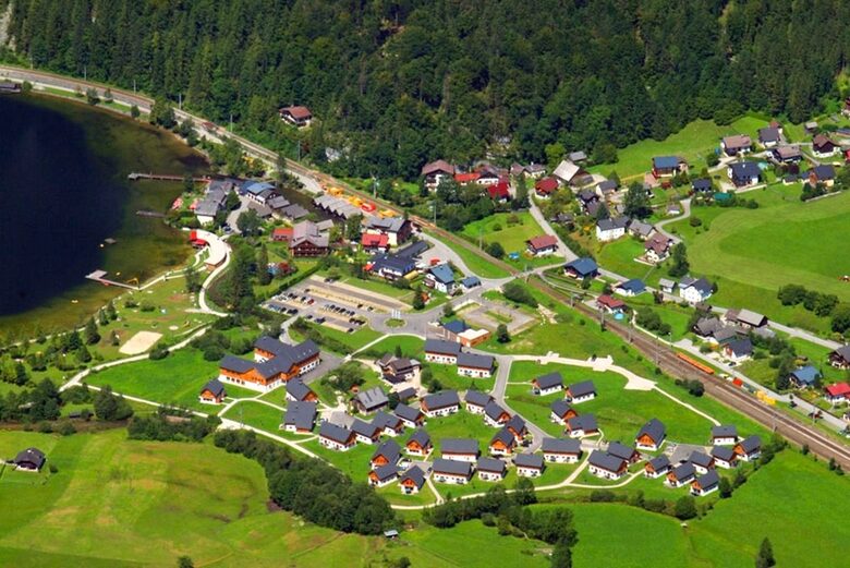 Chalet in Resort Obertraun - Obertraun, Austria