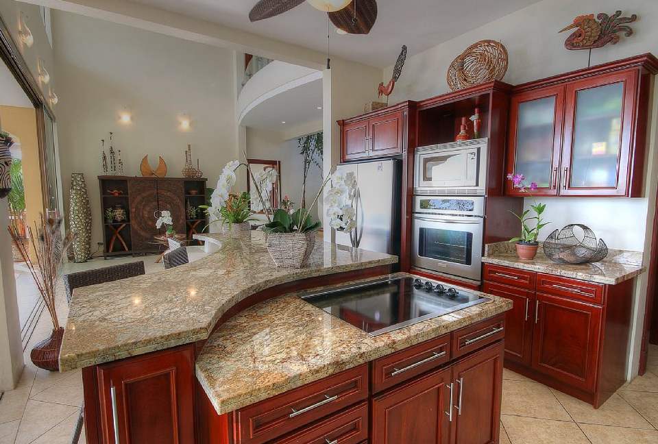 Luxury Ocean View Villa with 5 Star Personalized Service - Playa Samara, Costa Rica