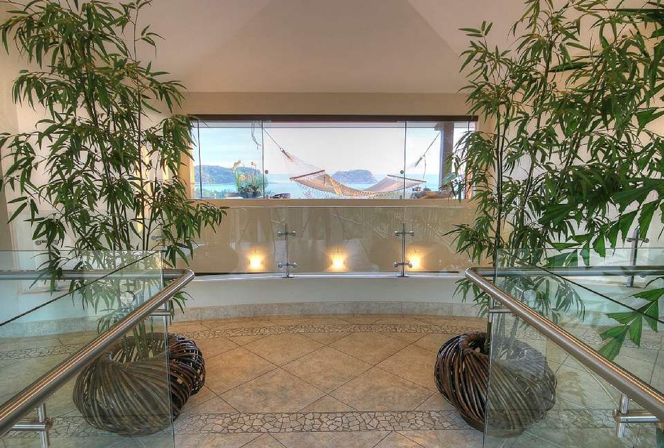 Luxury Ocean View Villa with 5 Star Personalized Service - Playa Samara, Costa Rica