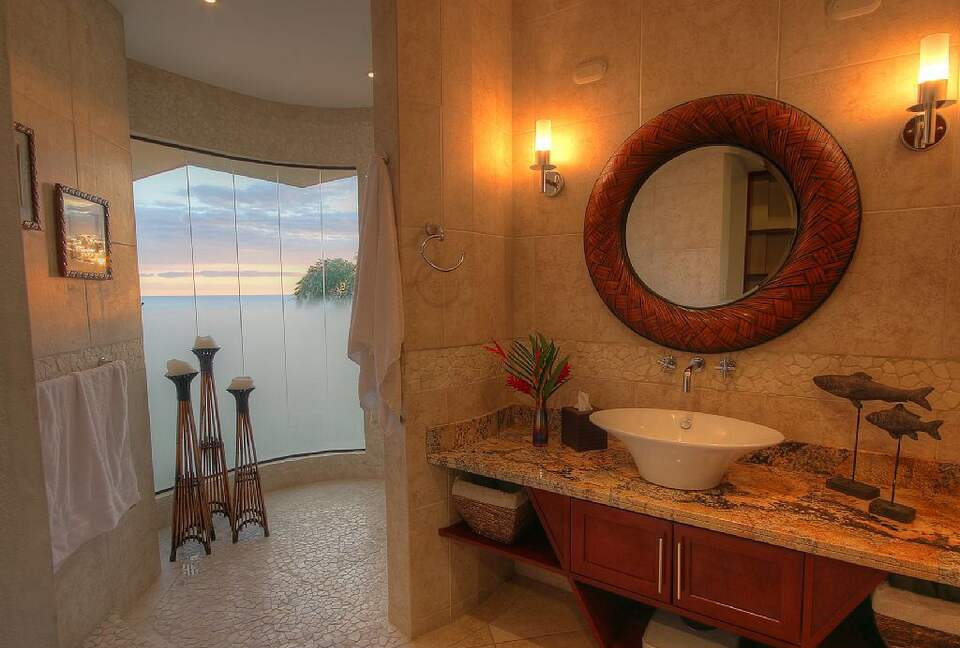 Luxury Ocean View Villa with 5 Star Personalized Service - Playa Samara, Costa Rica