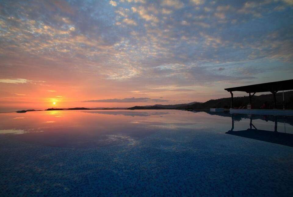 Luxury Ocean View Villa with 5 Star Personalized Service - Playa Samara, Costa Rica
