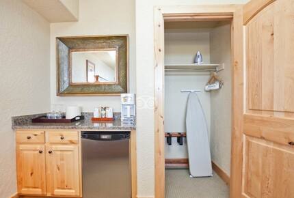 Canyons Ski Chalet - Park City, Utah