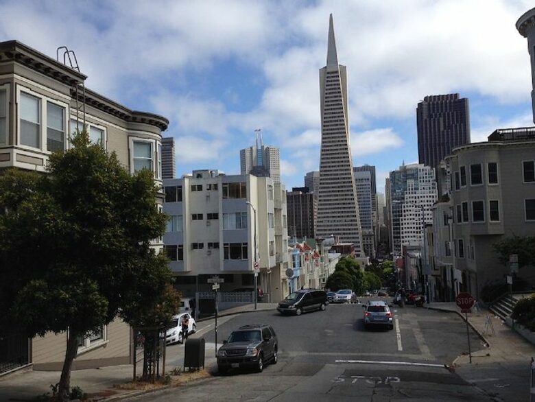 Telegraph Vista Penthouse - San Francisco, California